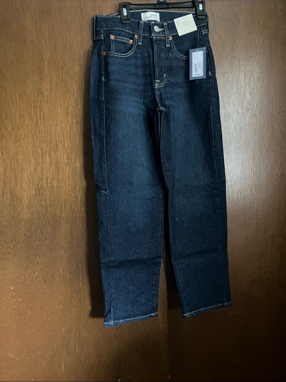 Universal Thread Women's Dark Indigo Cropped Jeans
